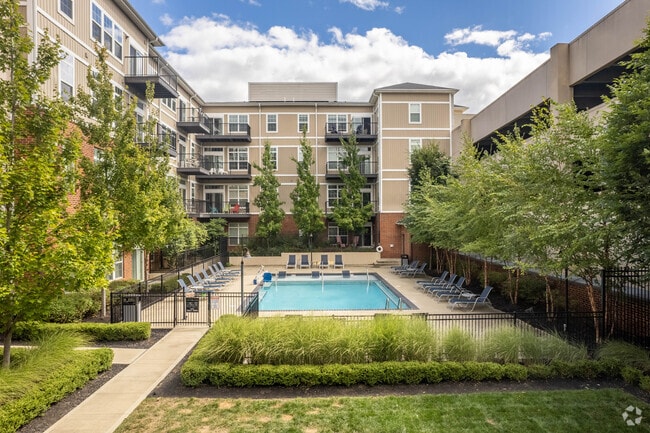 ¡Piscina al aire libre - Statehouse Highline on 9th