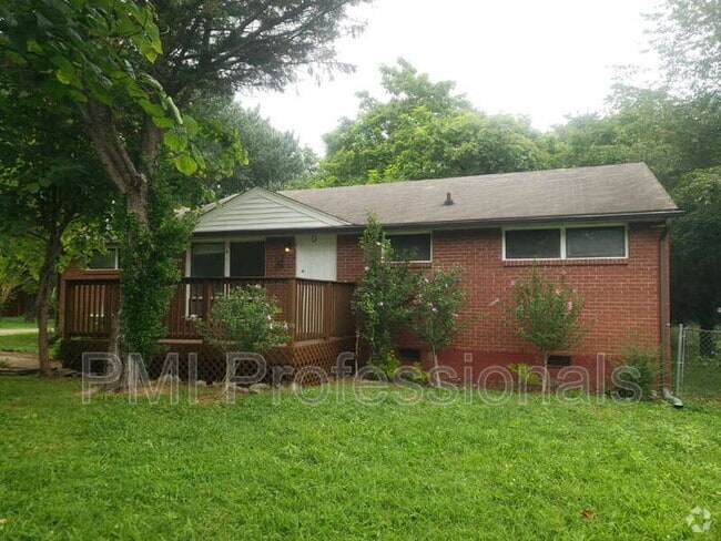 Building Photo - 1027 Hunt St Rental