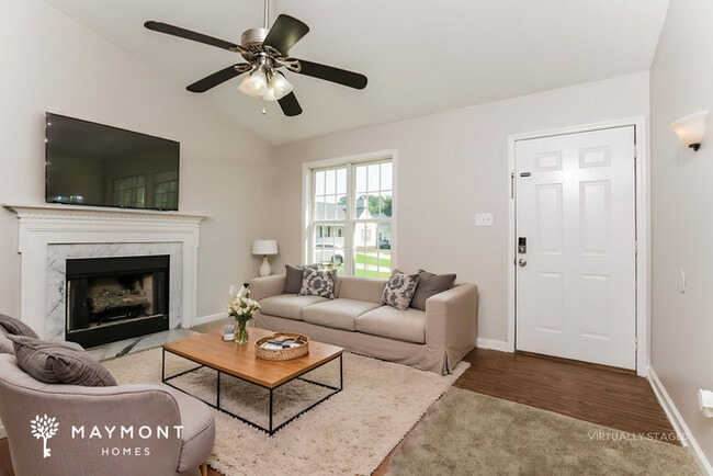 Photo - 1215 Liriope Ln