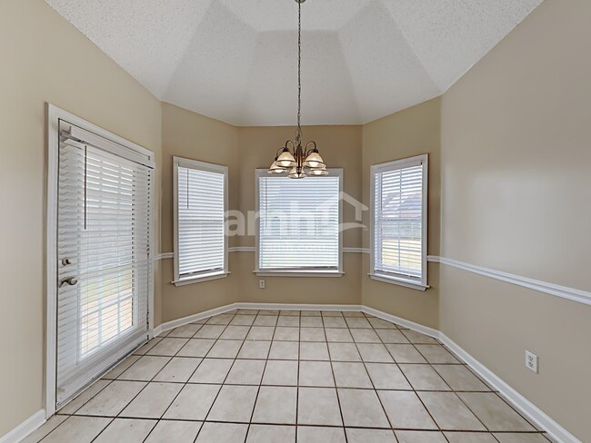Photo - 9321 N Fairmont Cir