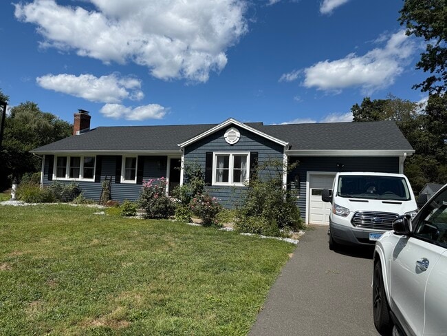 Building Photo - 235 Wethersfield Rd Rental