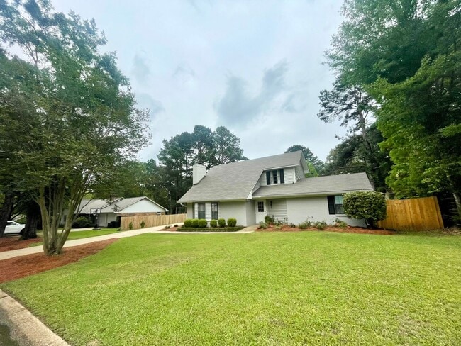Photo - Beautiful 3 bed, 2.5 bath home for rent in the heart of Madison!
