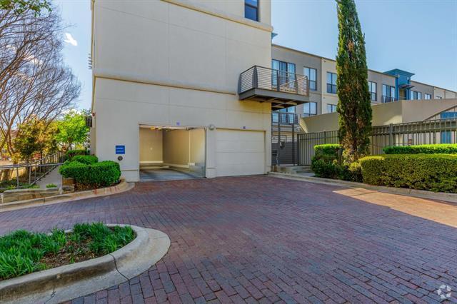 Building Photo - 4414 Cedar Springs Rd Unit 100 Rental