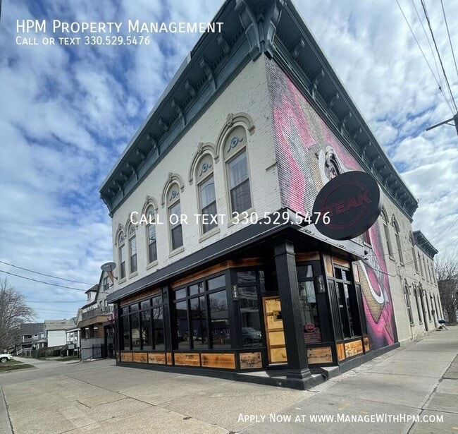 Building Photo - 2179 W 11th St Unit 2