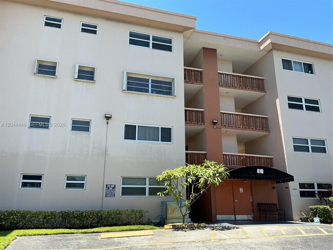Photo - 410 SE 2nd St Unit 307