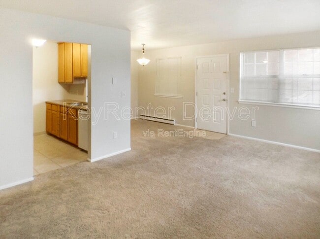 Building Photo - 5873 S Prince St