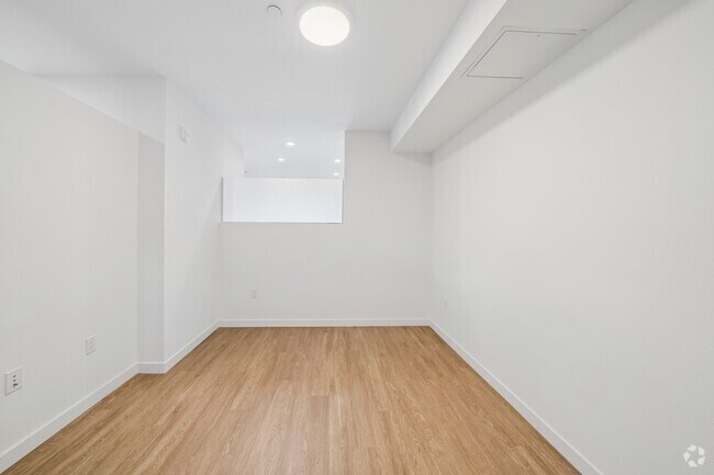 A2 - 1BR, 1BA - 615SF - Bedrrom