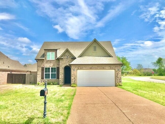 Available Now! 4-Bedroom 2.5 Bath Home In ... - Available Now! 4-Bedroom 2.5 Bath Home In ...