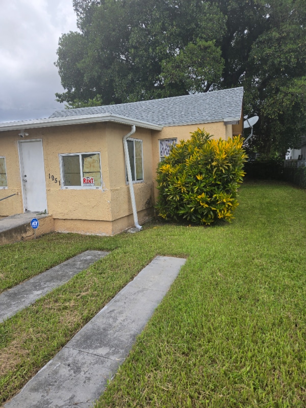 Photo - 1951 NW 49th St