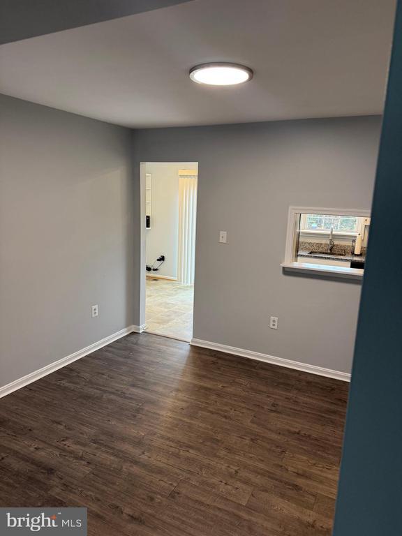 Photo - 8625 Point of Woods Dr