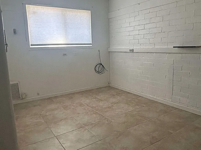 Photo - 1217 W Wabash St