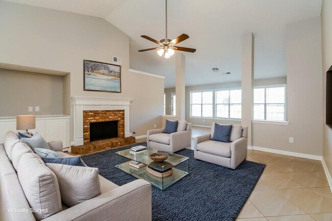 Photo - 30 Avonlea Dr