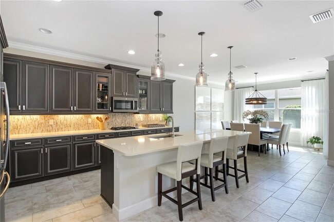 138 Old Moss Cir