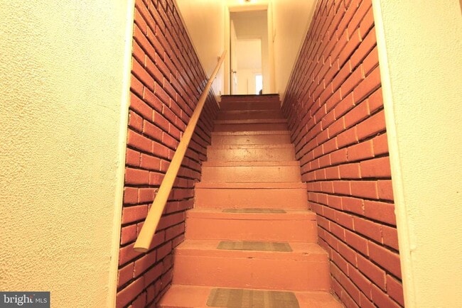 Photo - 1818 Longford Dr