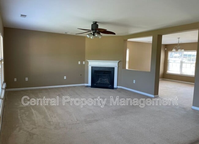 Photo - 184 Stonewood Crossing Dr