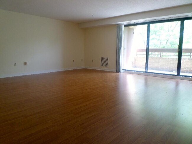 Photo - 1131 Beacon St Unidad 2