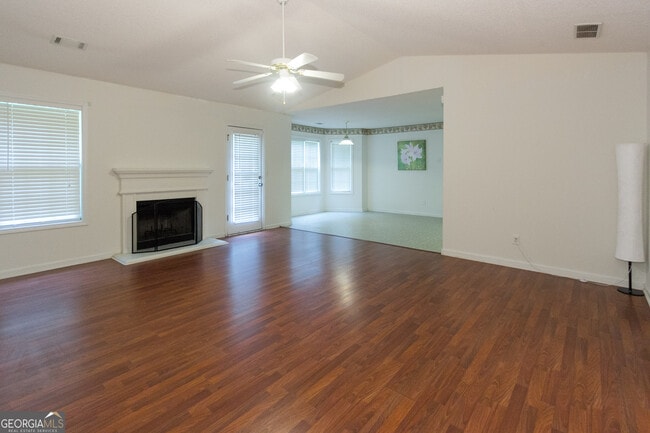 Photo - 2804 James Henry Dr