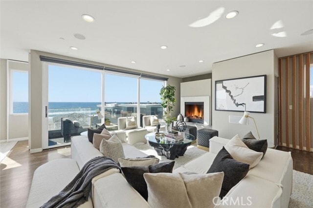 2406 Ocean Dr