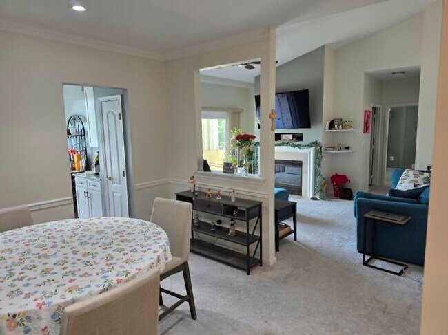 Photo - 43300 Marymount Terrace Unit 300
