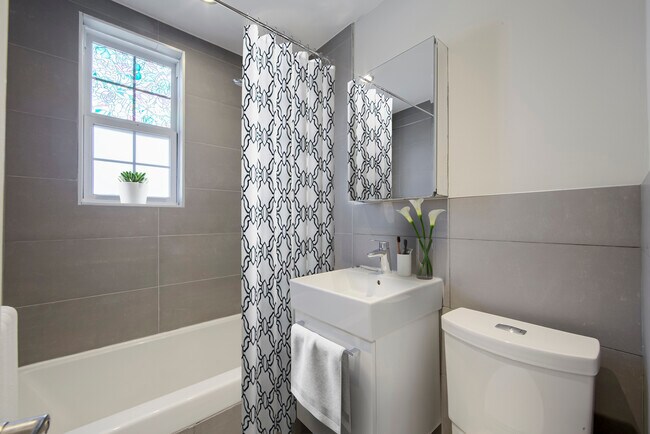 Photo - 338 Donlands Ave