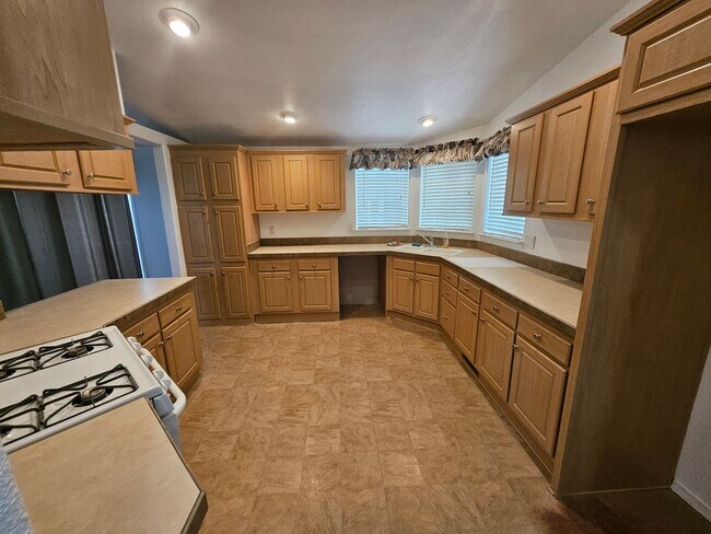 Photo - 3 Bedroom/2 Bath Manufactured Home
