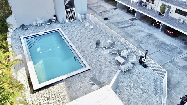 Photo - 826 Wiggins Pass Rd