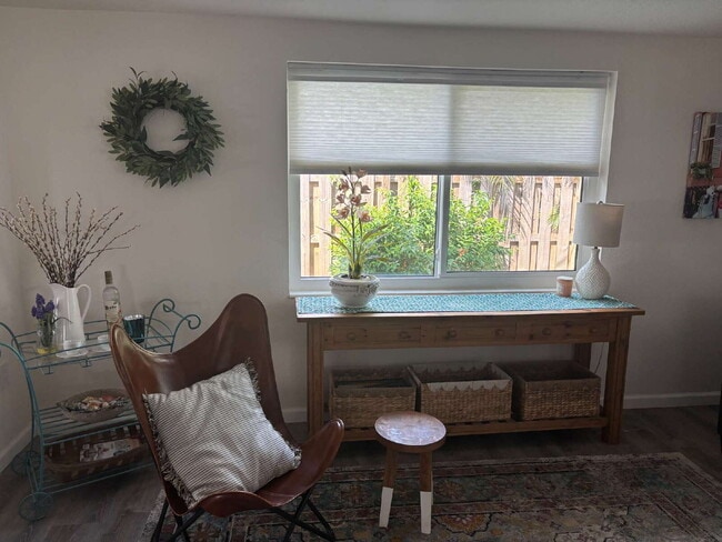 Photo - Charming Villa for Rent in Venice Gardens Unit 4