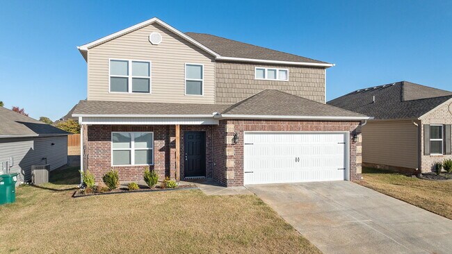 Elegant 4-Bedroom Home in Lakewood Crossing