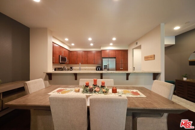 Photo - 14412 Killion St Unit 303