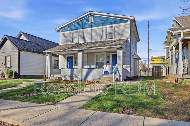 Photo - 1622 Yandes St