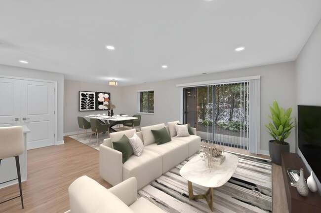 Indian Creek Apartments and Townhomes
