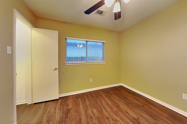 Photo - 20322 Linden Tree Dr