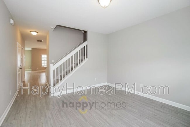 Photo - 120 Kirkland St