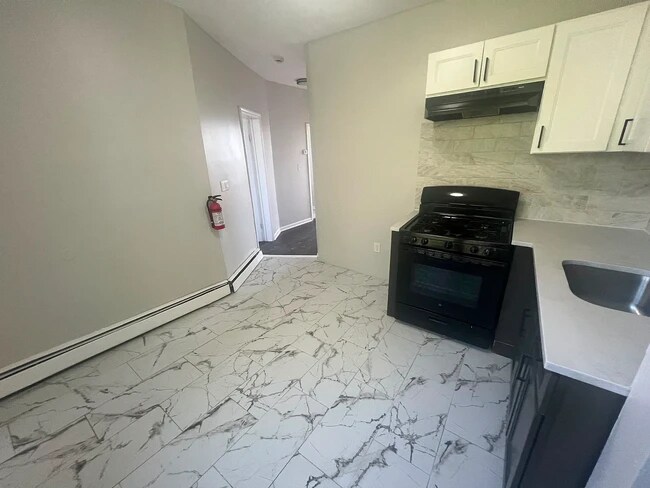 271 Summer St Unit 3R