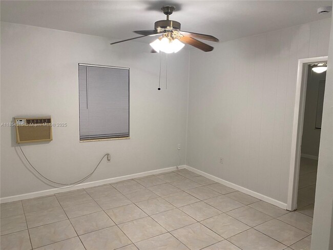 Photo - 1021 SW 3rd St Unit 7