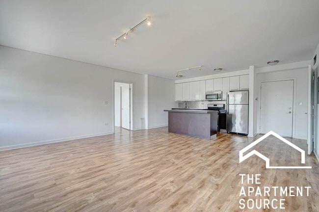 Photo - 1544 W Glenlake Ave Unit 3A