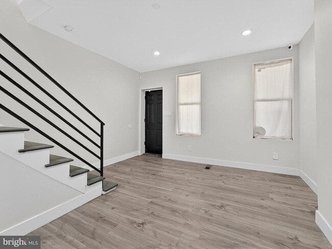 Photo - 3020 Euclid Ave