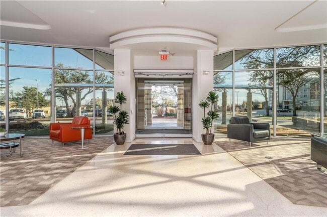 Photo - 5900 Mosteller Dr Unit 192