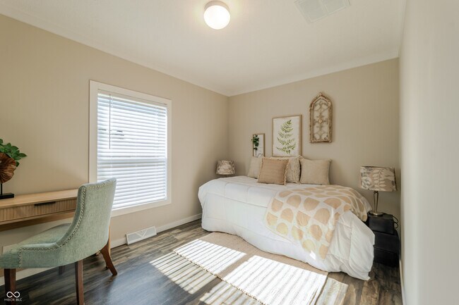 Photo - 340 S Walnut St