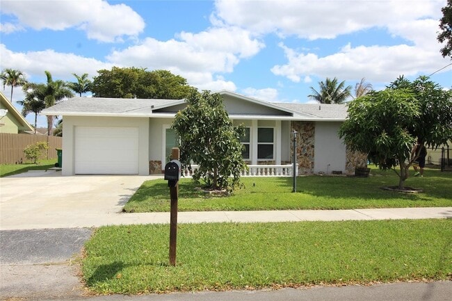 Building Photo - 160 SW 127th Ave Rental