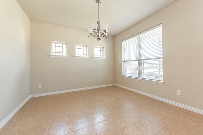 Building Photo - 1608 Nacogdoches Valley Dr