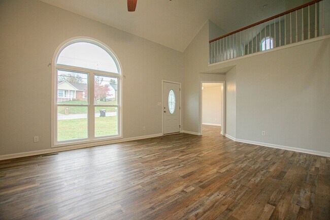 Photo - Pet Friendly Three Bedroom!