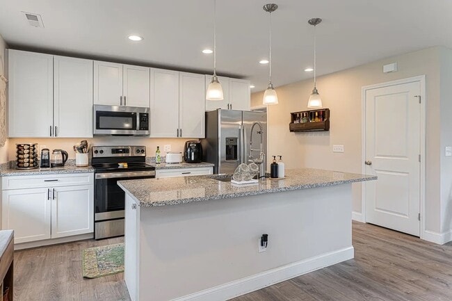 Photo - 17 Fair Oaks Rd