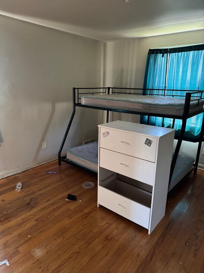 Photo - 24502 W Chicago