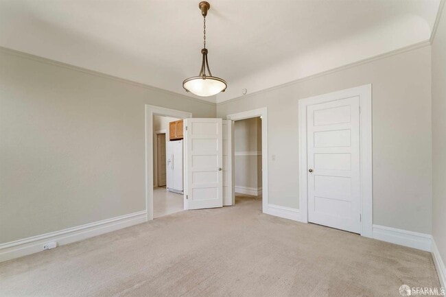 Photo - 928 Greenwich St