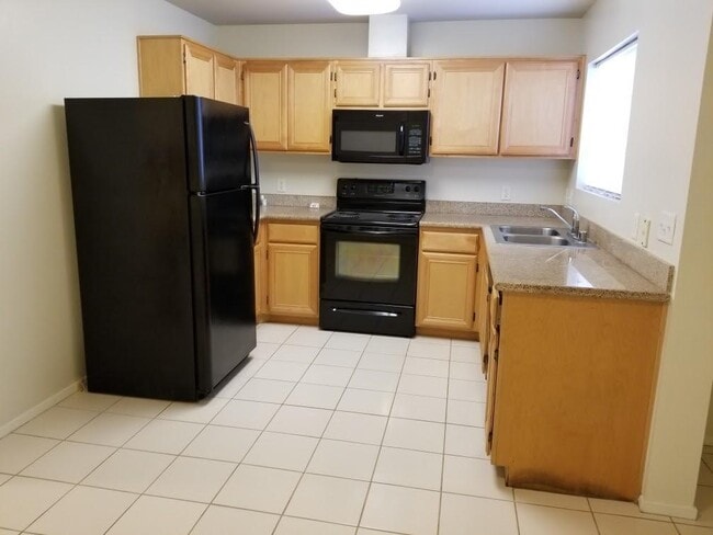 Photo - 600 Hosking Ave Unit 14C