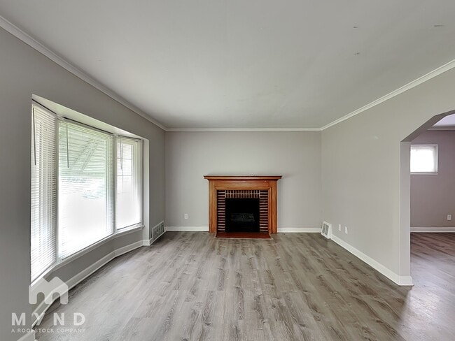 Photo - 1082 Lilley Ave