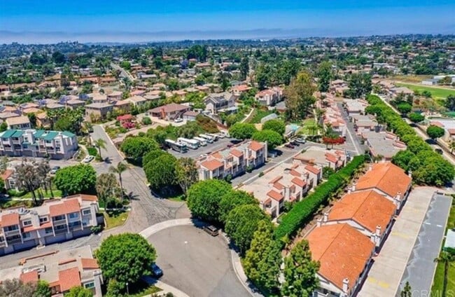 Photo - 671 Ascot Dr