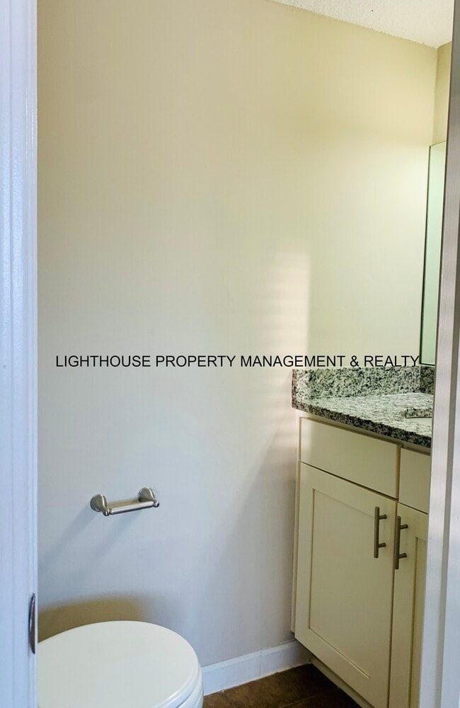 Photo - Renovated 2 Bed/1.5 Bath Jax Beach Townhom...