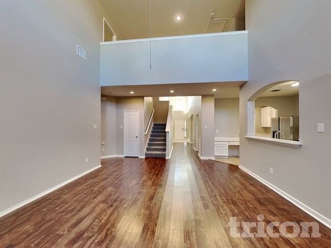 Photo - 2784 Sweetbriar Ln